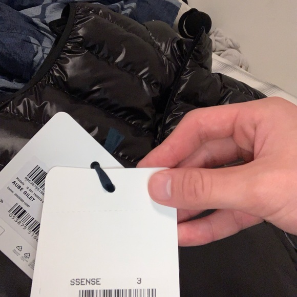 Moncler aube vest - Picture 2 of 2